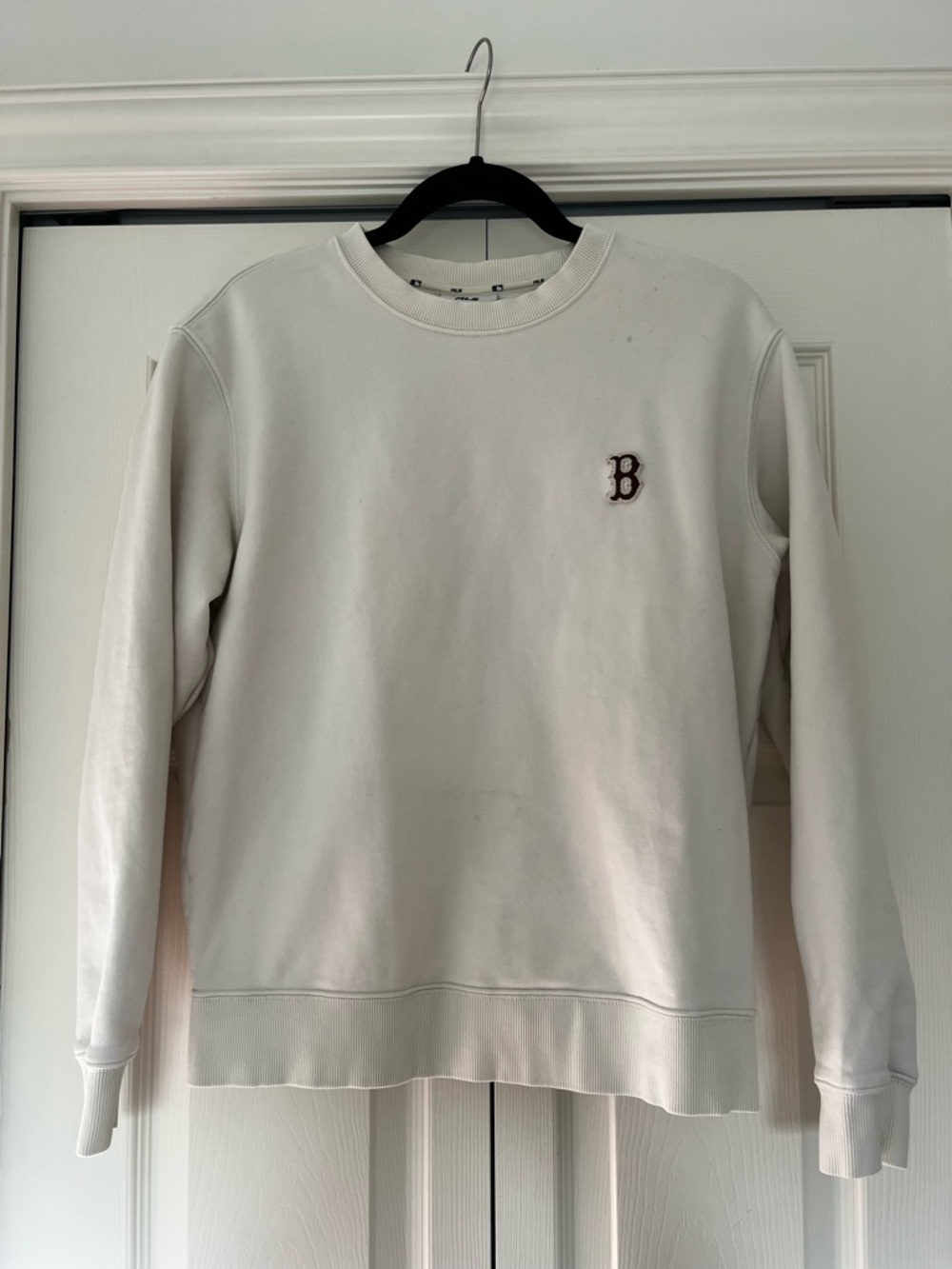 Official MLB Cream Boston Red Sox’s Crewneck Sweater M Baseball